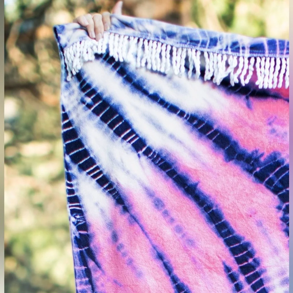 Ruggine Hand Tie Dye Towel NWT
